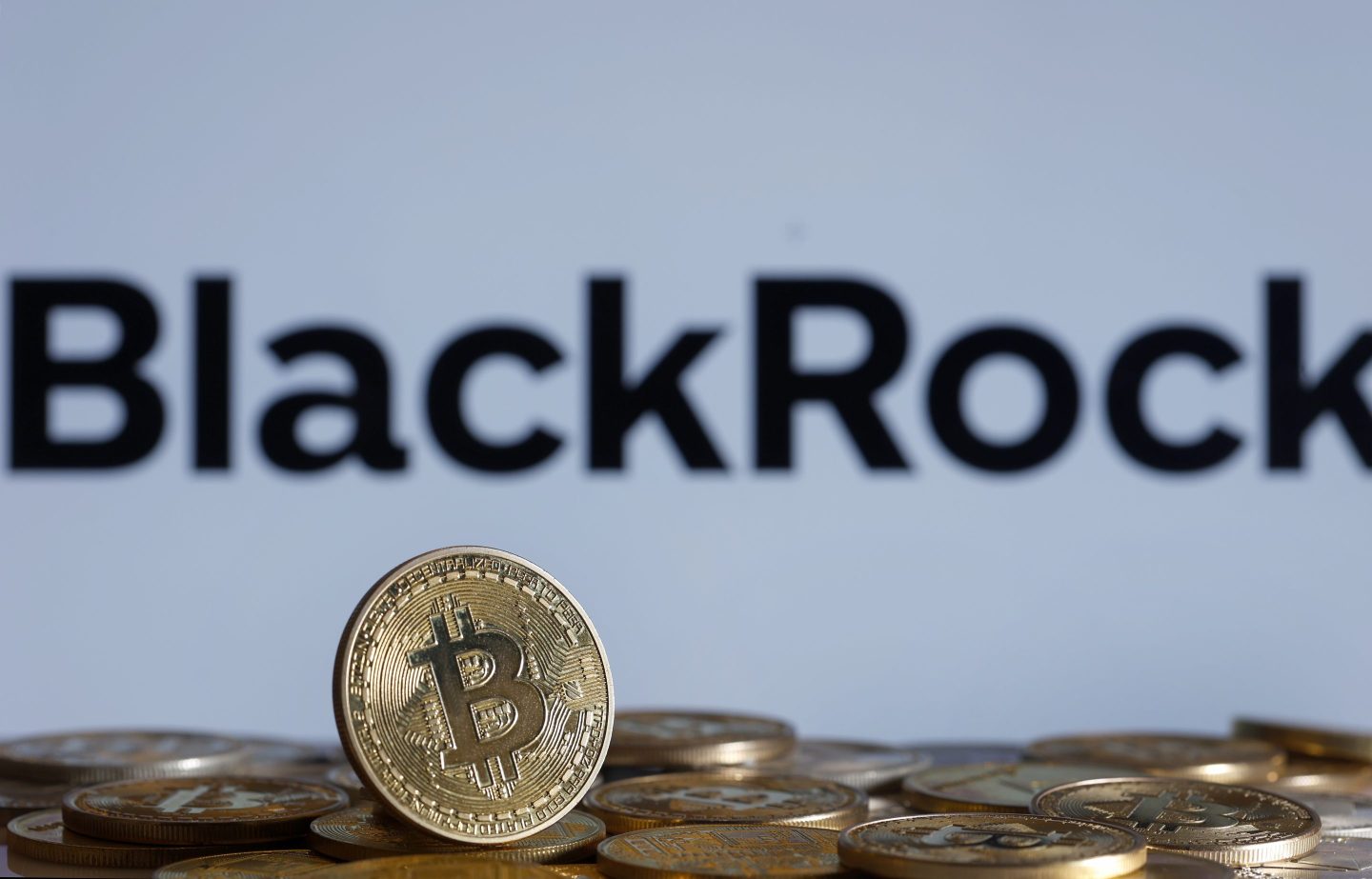 BlackRock Dismisses Bitcoin’s Risk Label, Calls It A Smart Investor Play BlackRock Dismisses Bitcoin’s Risk Label, Calls It A Smart Investor Play
