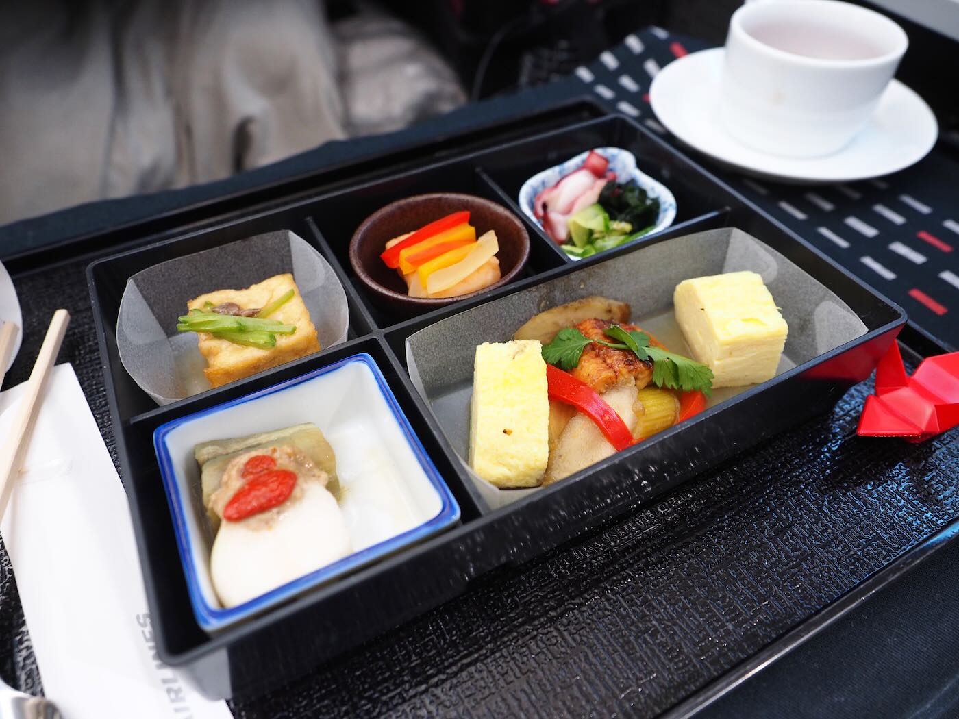 飛行紀錄 日本航空 JL11 美國達拉斯 – 東京成田 789 商務艙 JAL Sky Suite - 一口冒險 Bitesized Adventure 飛行紀錄 日本航空 JL11 美國達拉斯 – 東京成田 789 商務艙 JAL Sky Suite - 一口冒險 Bitesized Adventure