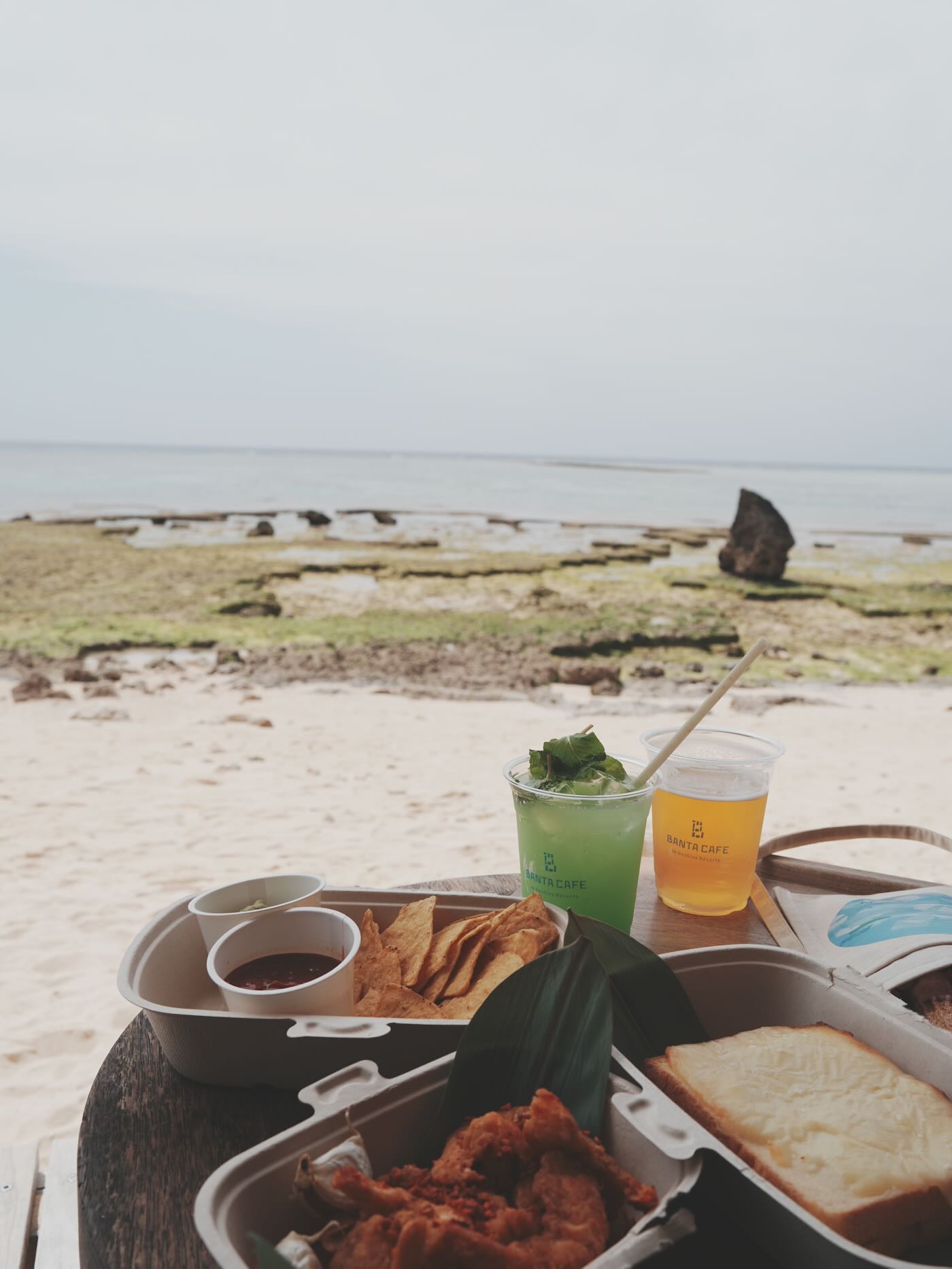 沖繩美食 虹夕諾雅 沖繩 Banta Cafe 看海踏浪 非住客也大推薦的咖啡廳 - 一口冒險 Bitesized Adventure 沖繩美食 虹夕諾雅 沖繩 Banta Cafe 看海踏浪 非住客也大推薦的咖啡廳 - 一口冒險 Bitesized Adventure