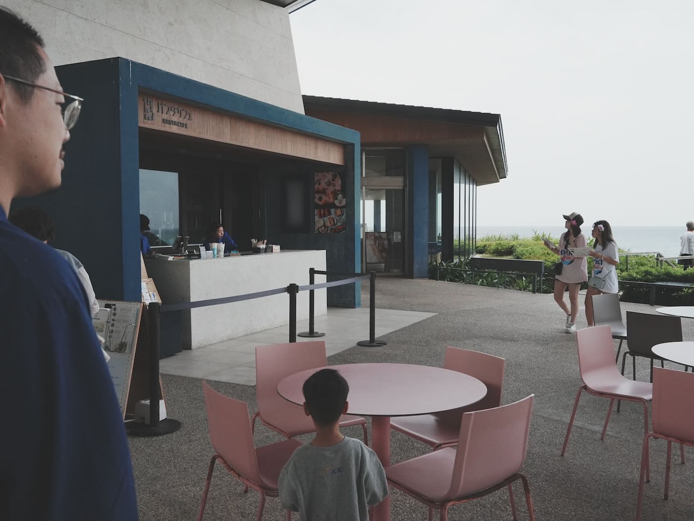 沖繩美食 虹夕諾雅 沖繩 Banta Cafe 看海踏浪 非住客也大推薦的咖啡廳 - 一口冒險 Bitesized Adventure 沖繩美食 虹夕諾雅 沖繩 Banta Cafe 看海踏浪 非住客也大推薦的咖啡廳 - 一口冒險 Bitesized Adventure