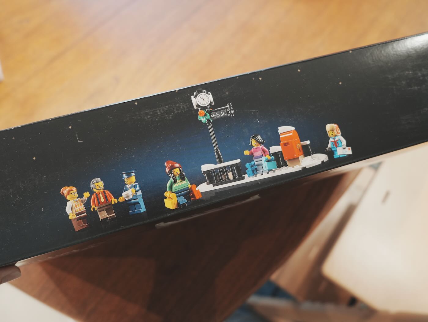 樂高 10308 節慶街道 - 2022 冬季村莊系列 - 一口冒險 Bitesized Adventure