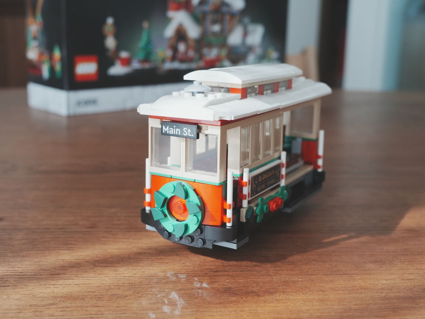 樂高 10308 節慶街道 - 2022 冬季村莊系列 - 一口冒險 Bitesized Adventure