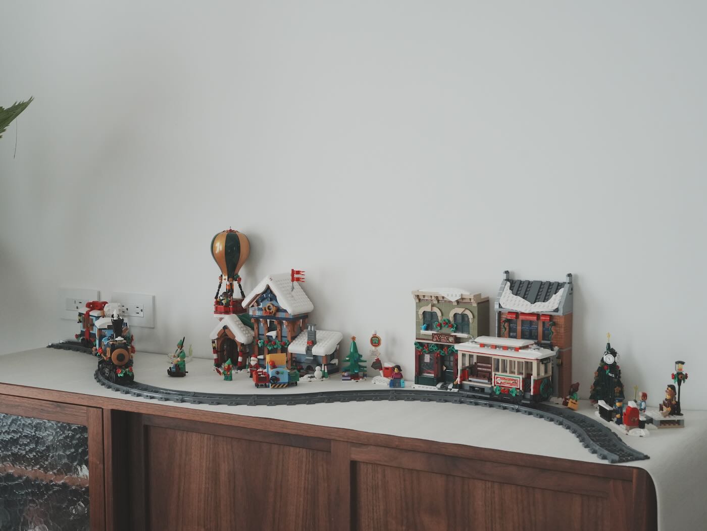 樂高 10339 耶誕老人的郵局 - 2024 冬季村莊系列 - 一口冒險 Bitesized Adventure