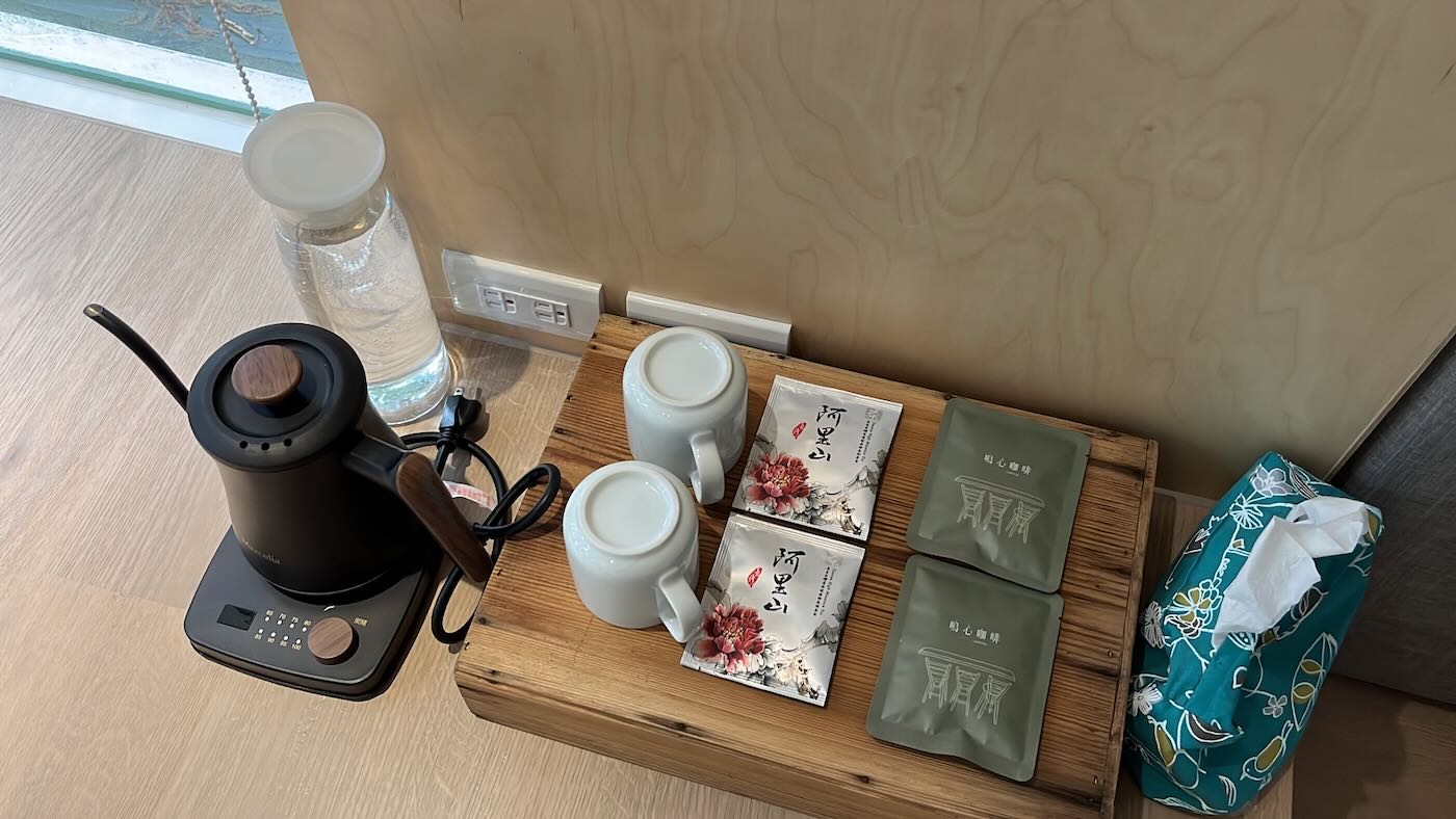 嘉縣住宿 阿里山鄉 十字鳴心旅宿 迷霧四人房 - 一口冒險 Bitesized Adventure