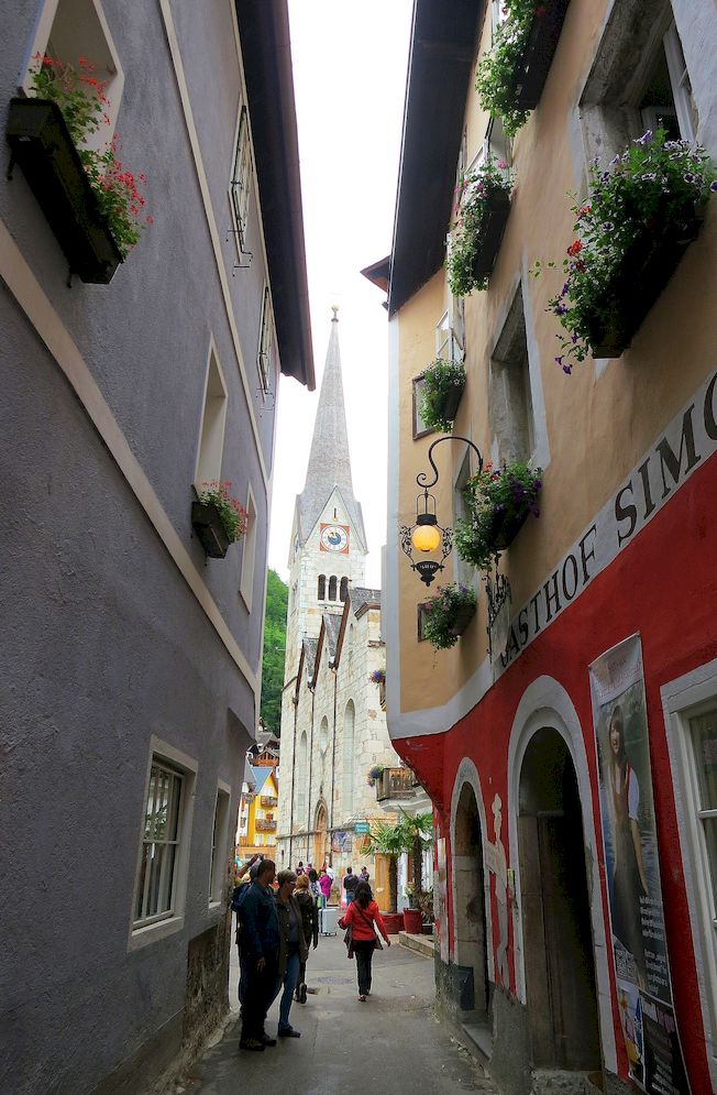 Blížime sa na námestie.