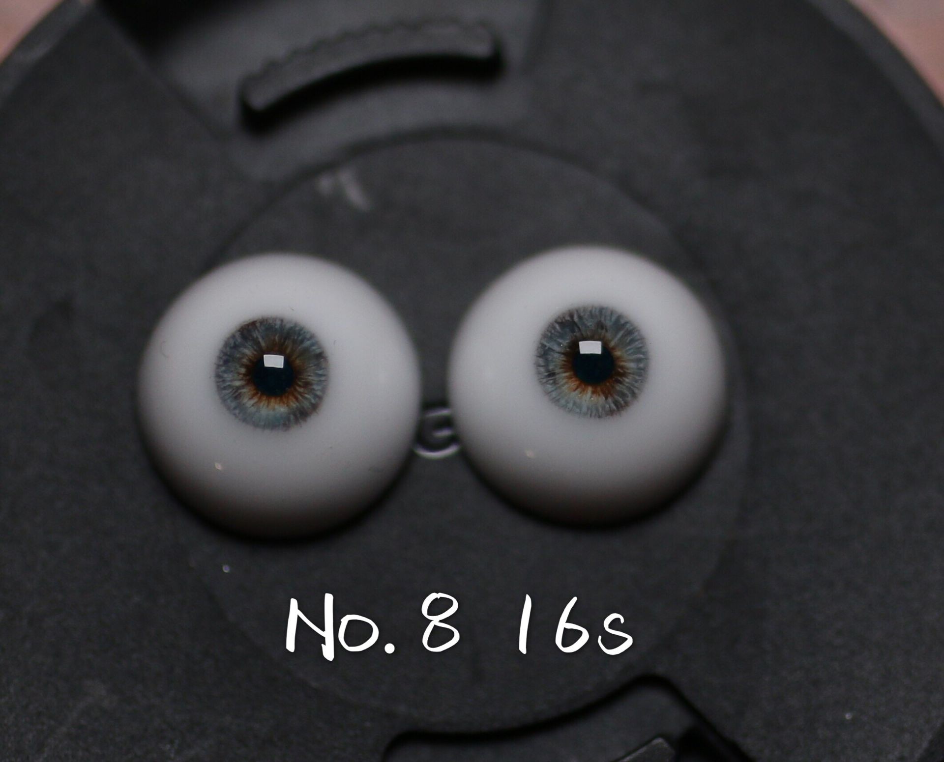Premium Realistic Resin Eyes (by whoisuralice): 16MM small iris
