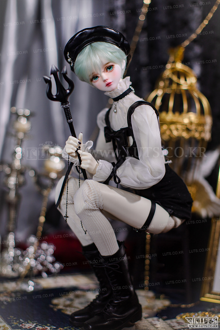 LUTS Senior Delf MUSE RASPBERRY – BJDivas