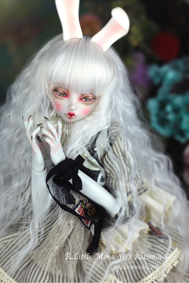mona3.jpg?resize=800,1199&ssl=1
