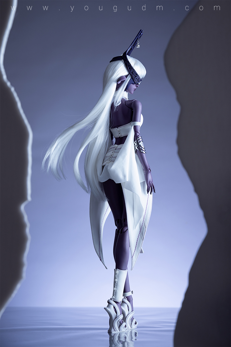Dream Valley Ilya – White Priestess (Human Version) – BJDivas