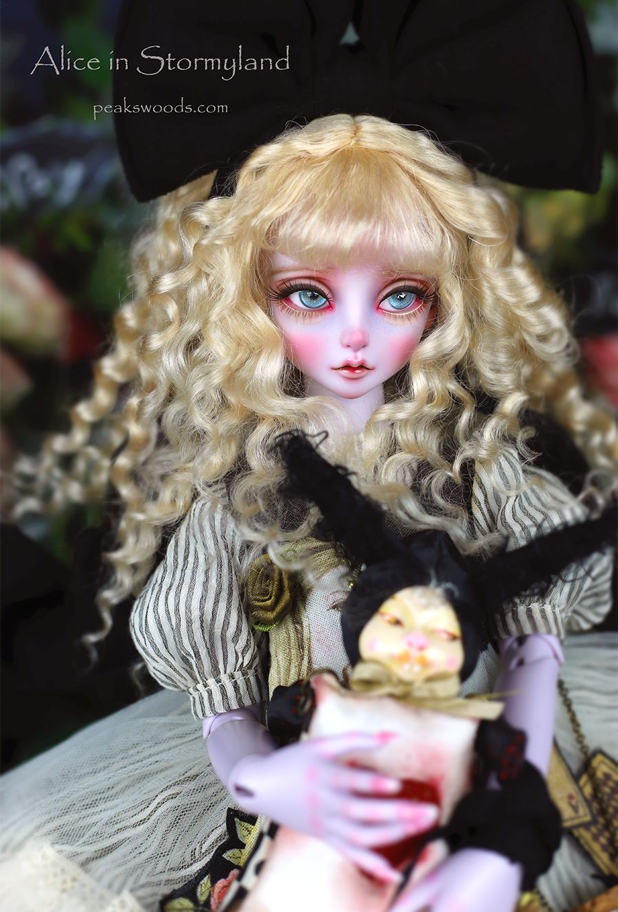Peak's Woods FOB Little Goldie as Alice from “Alice in Stormyland