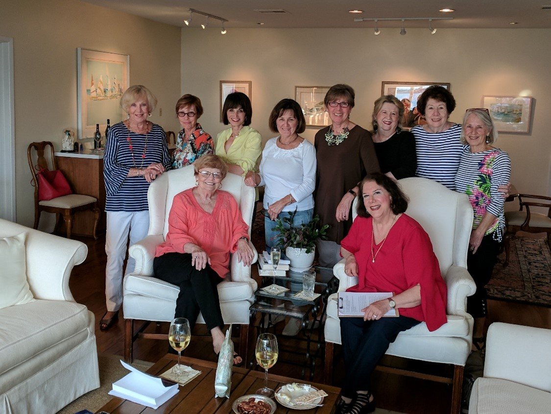 Read more about the article Saralyn Richard on Writers Groups