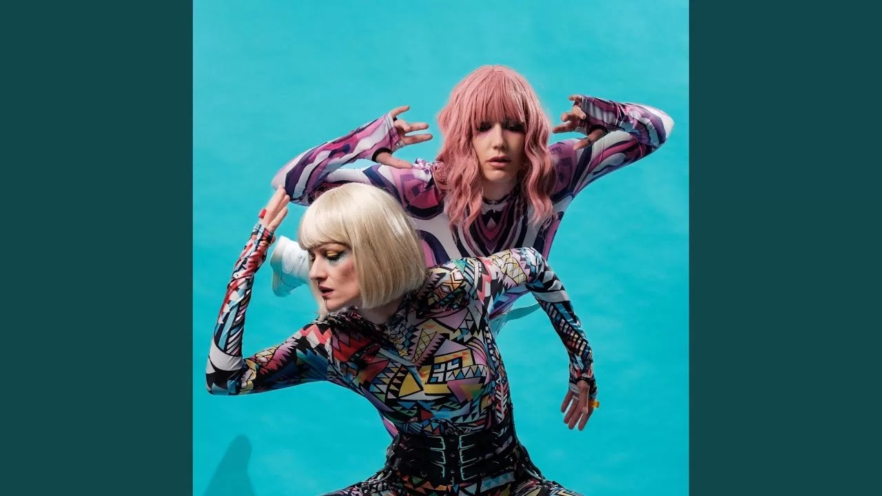 Labia x Maria B - Klon Thumbnail