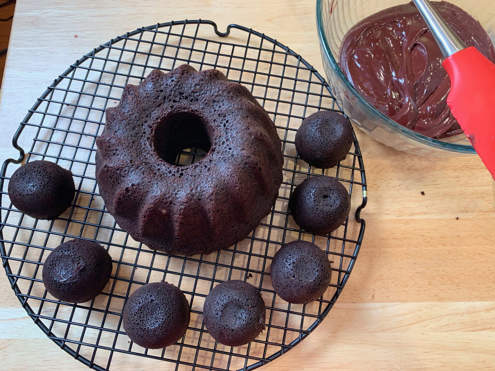 Guinness Chocolate Cake With Whiskey Ganache (Instant Pot) BlakOpal