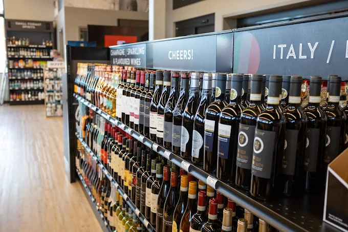 Lethbridge retail shelving