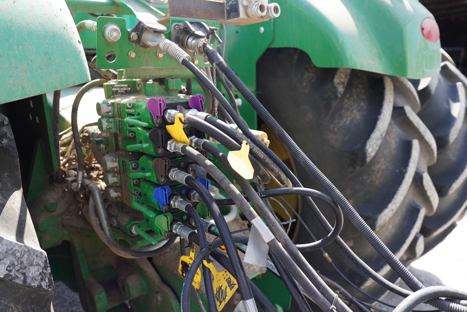 2018 Salford Valmar 24 Row Strip Till Rig