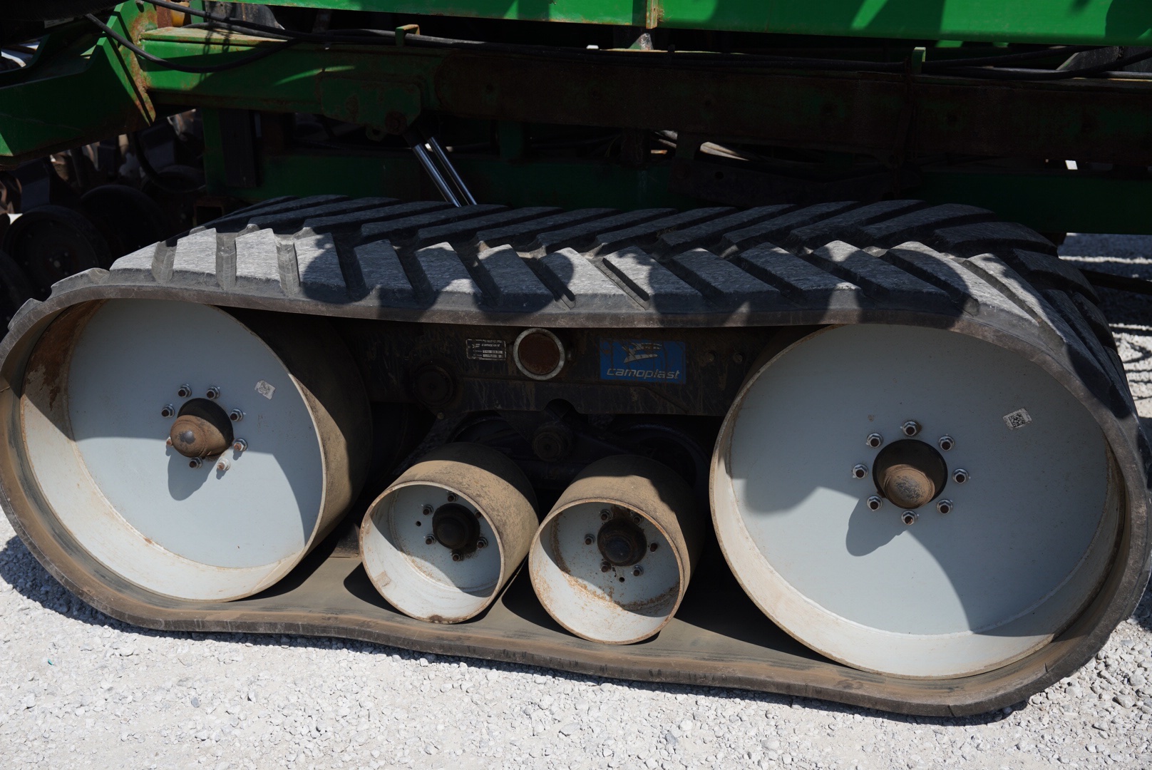 2018 Salford Valmar 24 Row Strip Till Rig