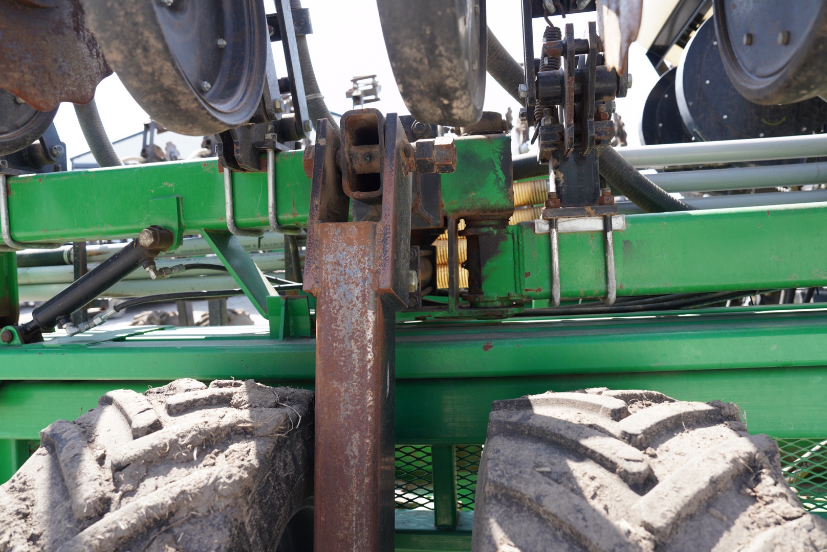 2018 Salford Valmar 24 Row Strip Till Rig