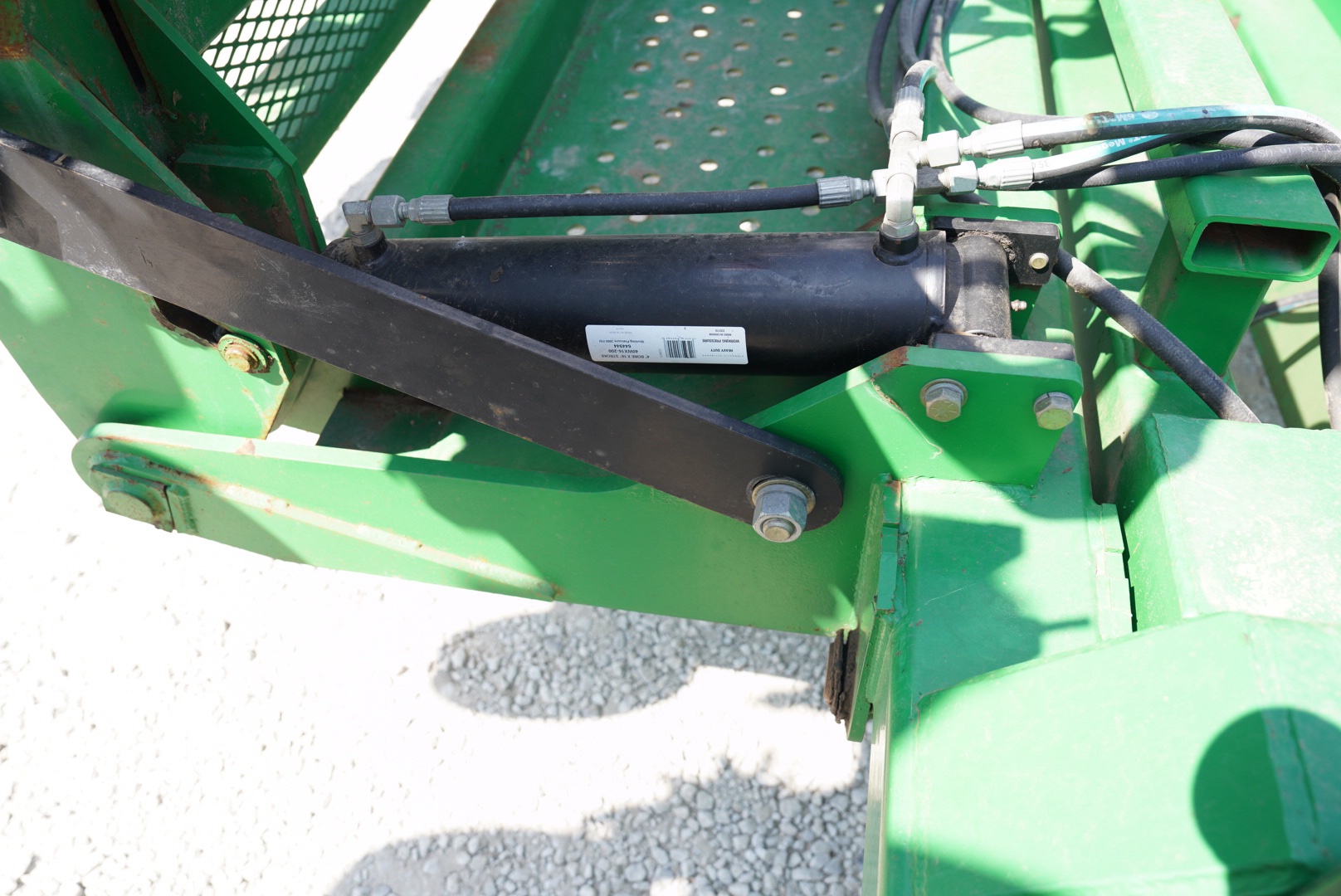 2018 Salford Valmar 24 Row Strip Till Rig