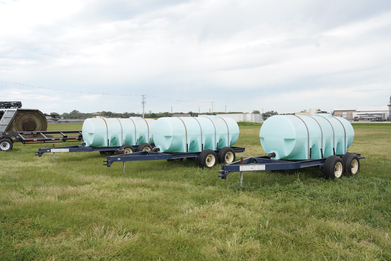 (3) Schaben P265-1010 Nurse Trailers