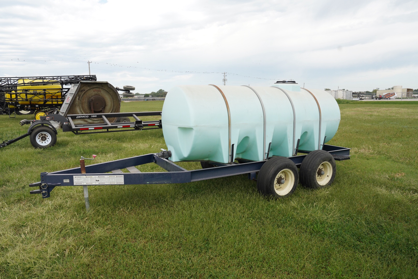 (3) Schaben P265-1010 Nurse Trailers