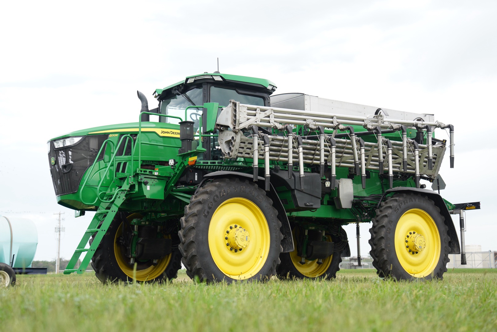 2023 John Deere 700R Fertilizer Applicator