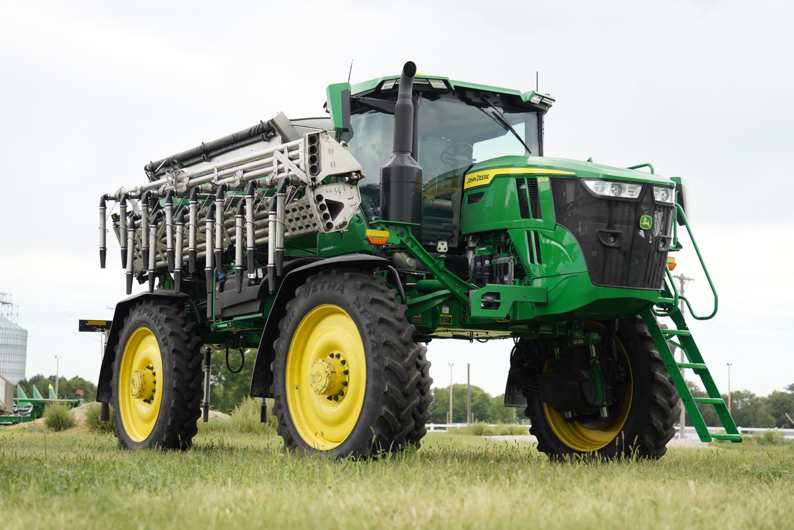 2023 John Deere 700R Fertilizer Applicator