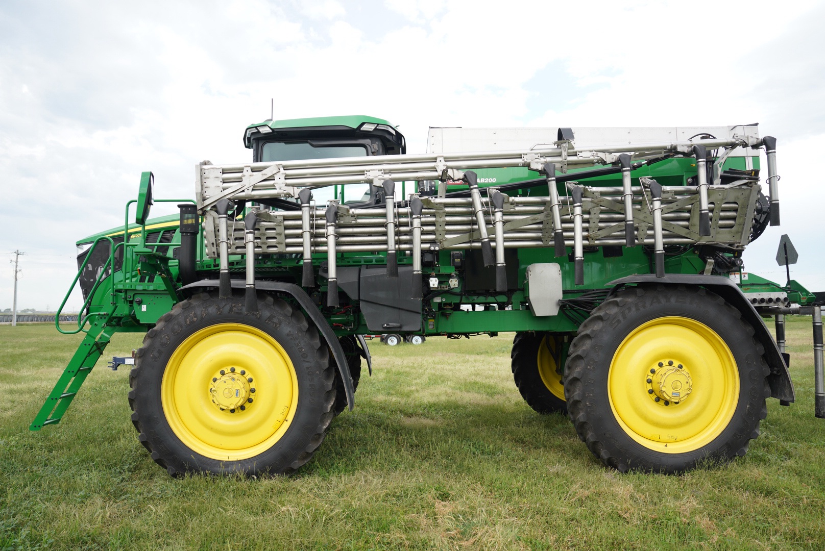 2023 John Deere 700R Fertilizer Applicator