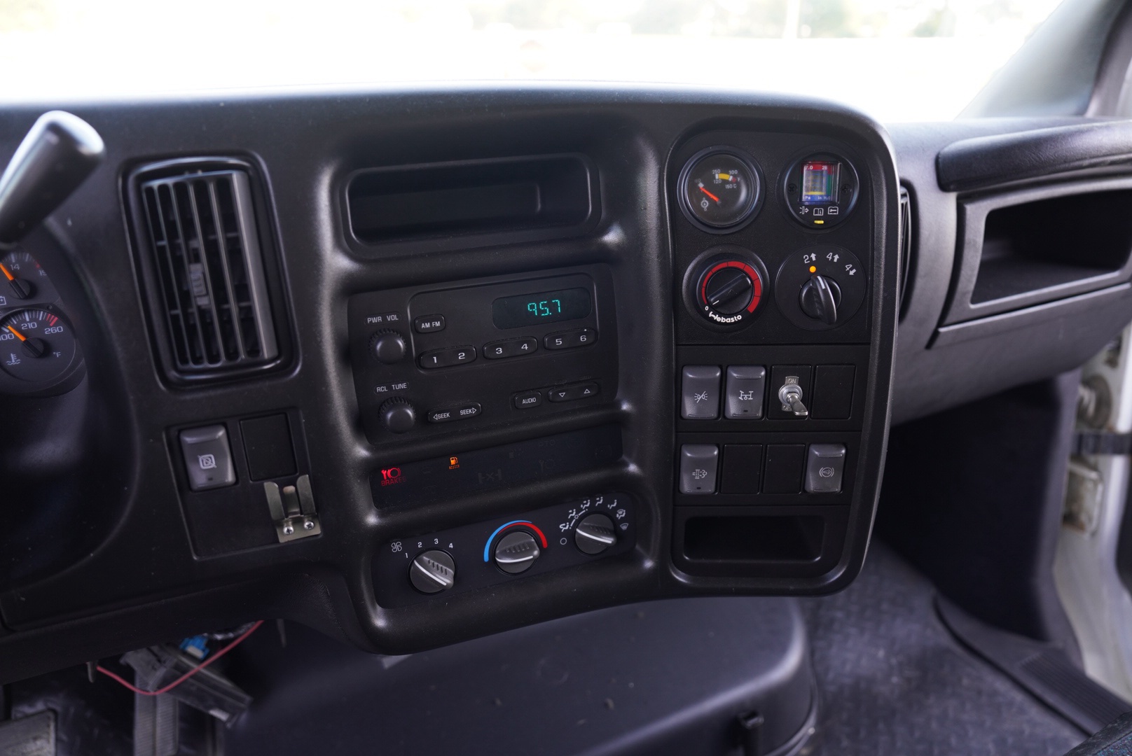 2008 Chevy Topkick C4500 4x4 Diesel Flatbed Truck
