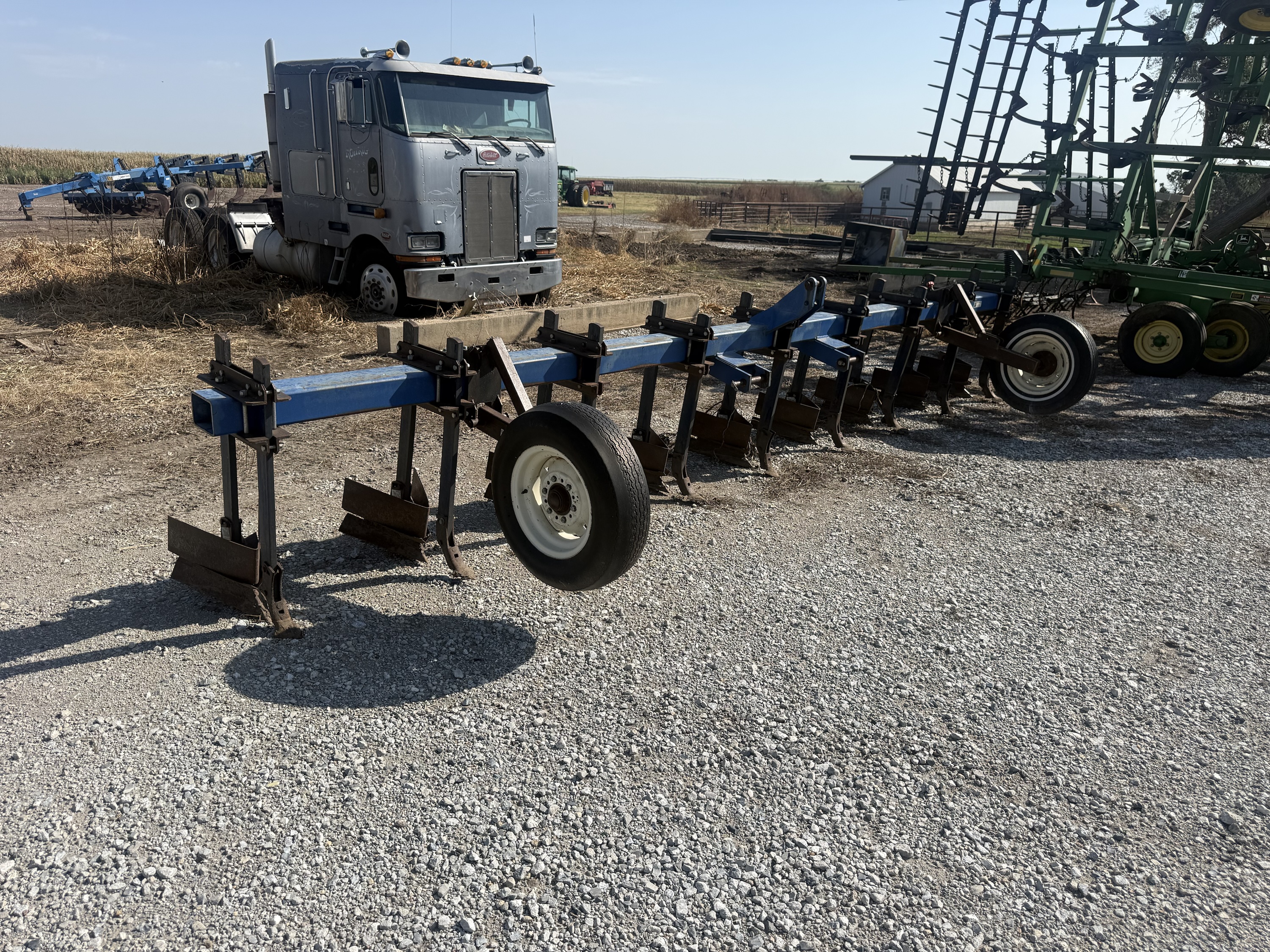 Hawkins 3 Pt Hiller 9R30”