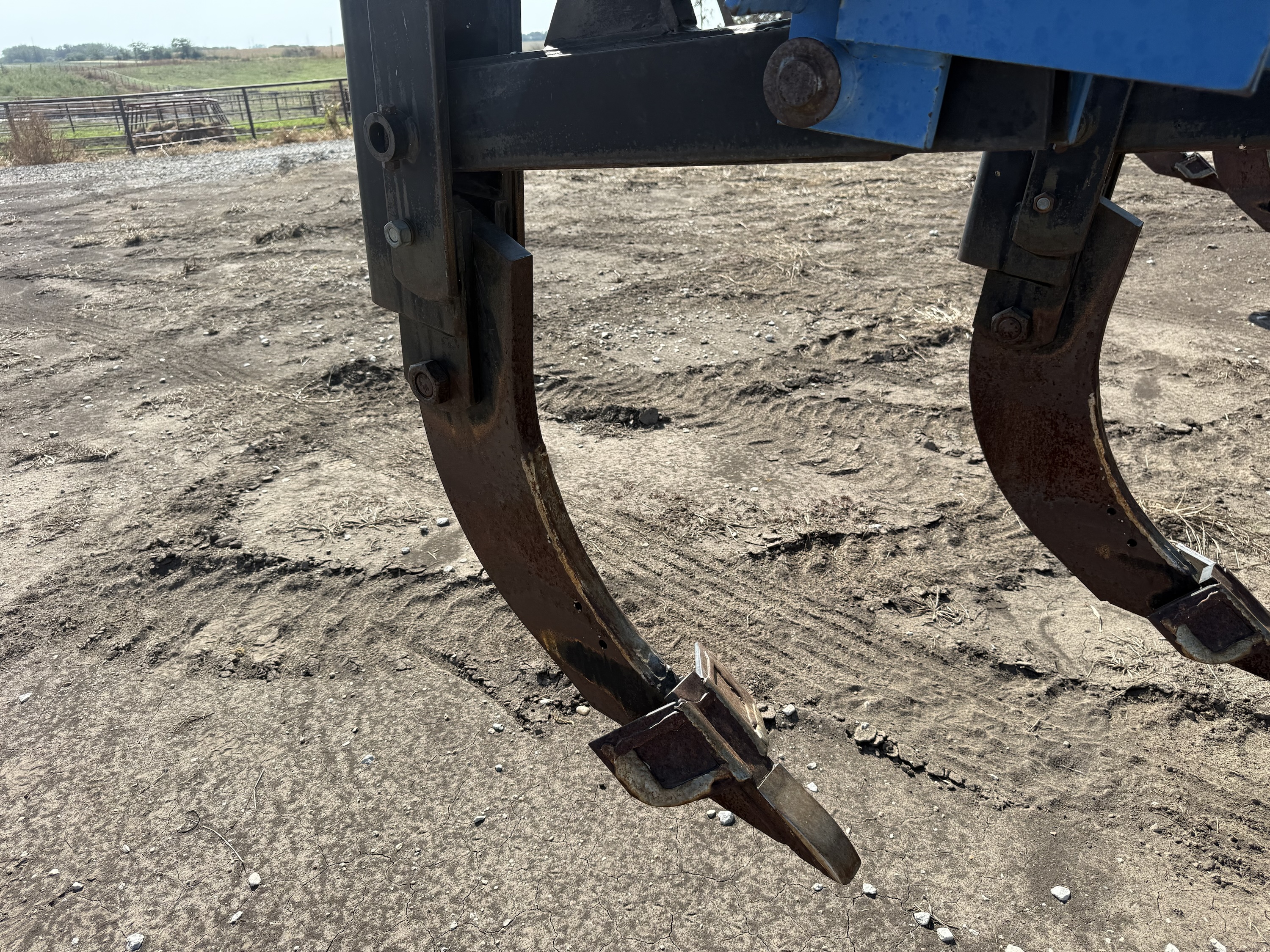 DMI Tiger 2 - 7 Shank Ripper