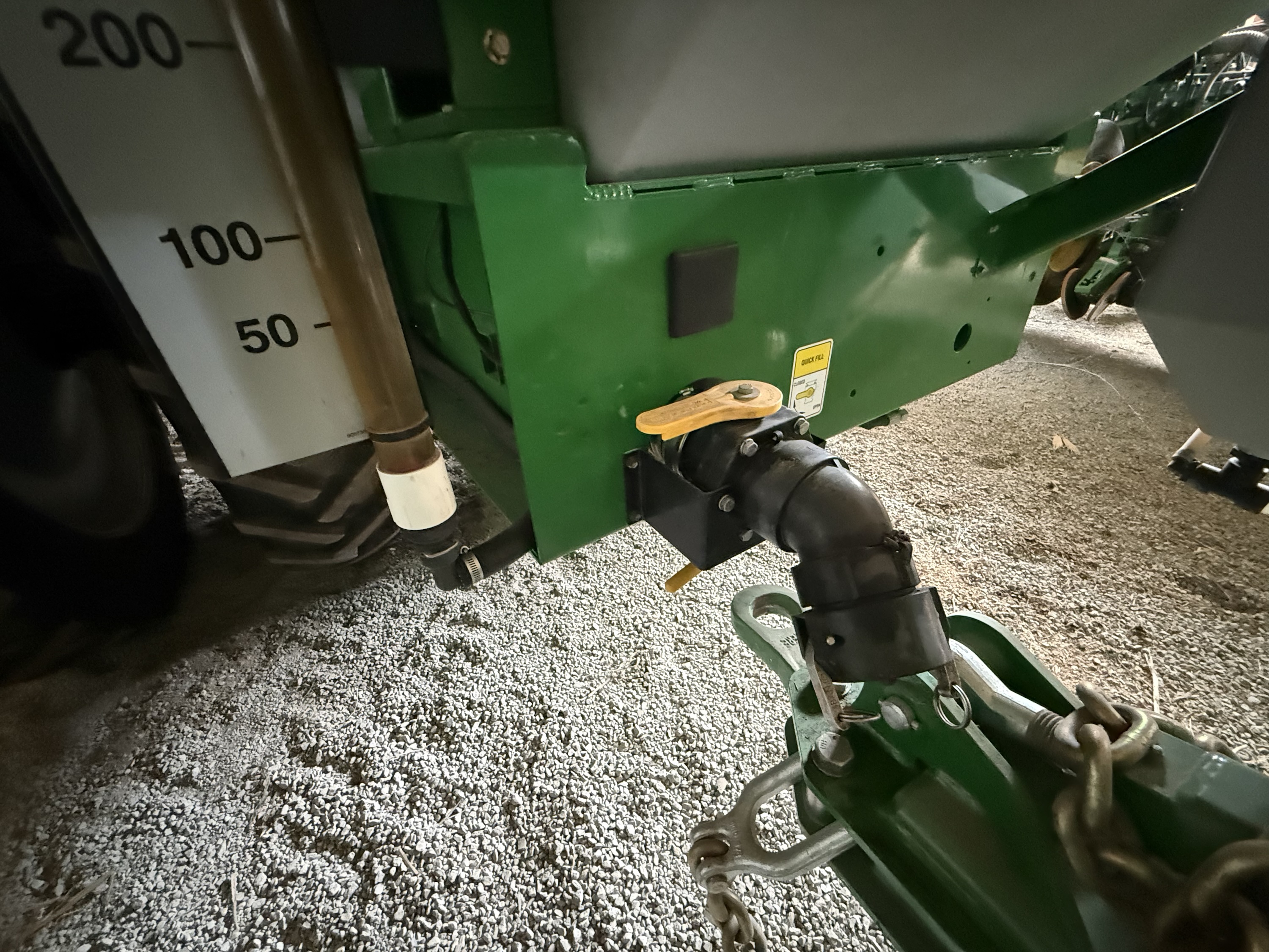 2016 Unverferth Nutrimax 2600 Liquid Fertilizer Applicator