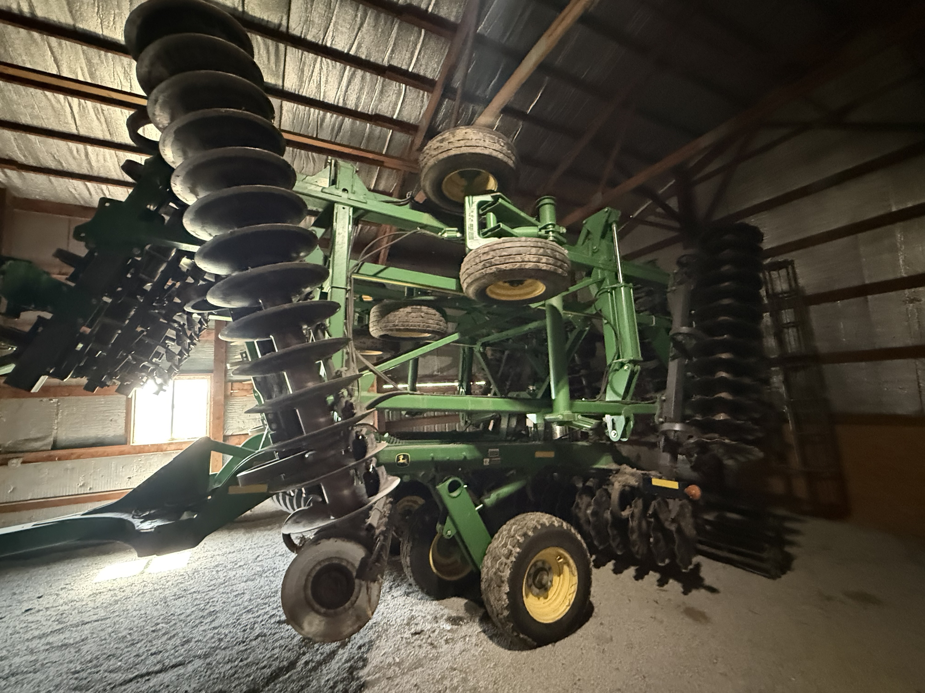 2014 John Deere 2623VT Vertical Tillage Tool