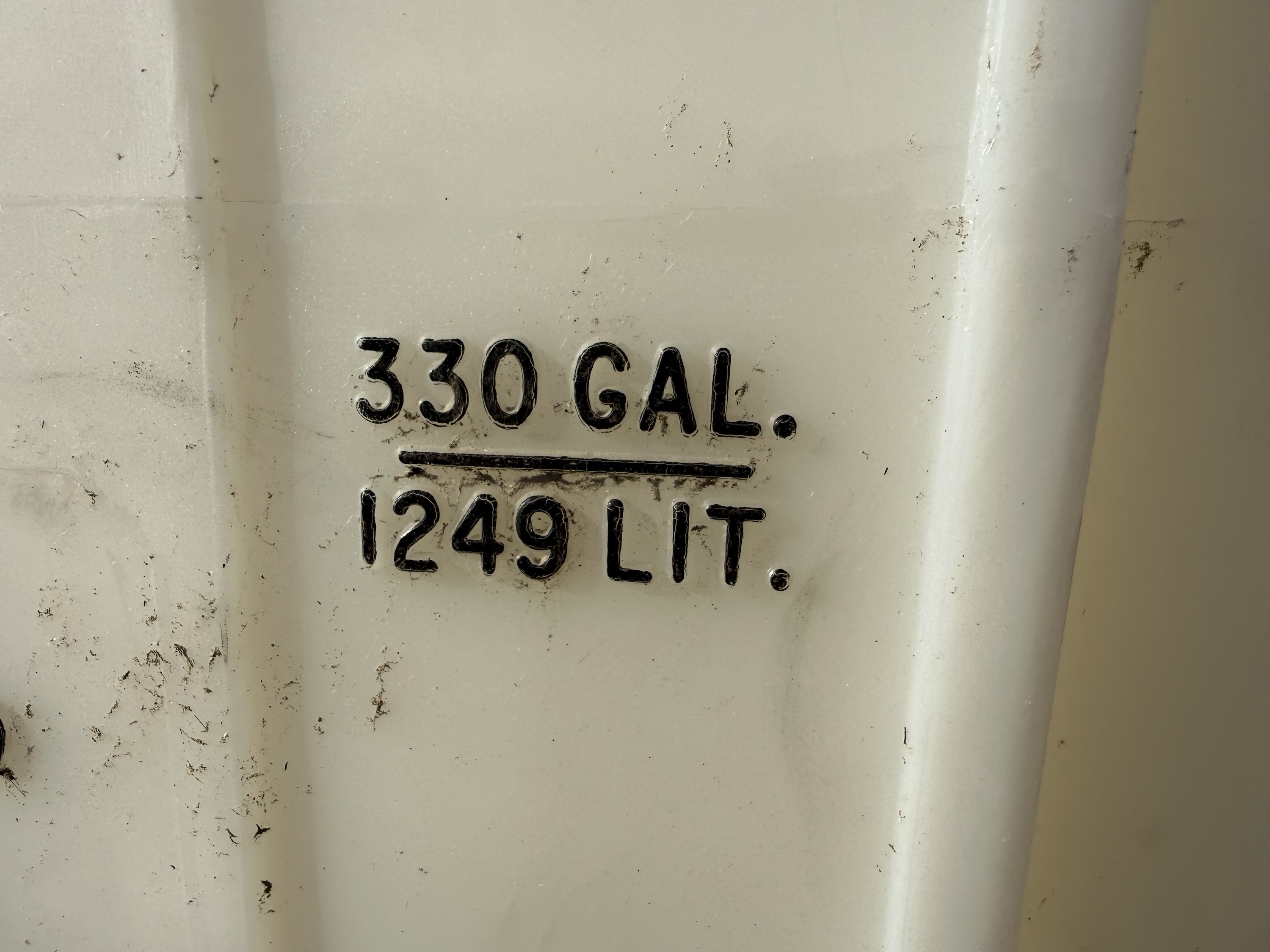 New/Unused Snyder 330 GALLON PREMIUM STACKING IBC TOTE TANK