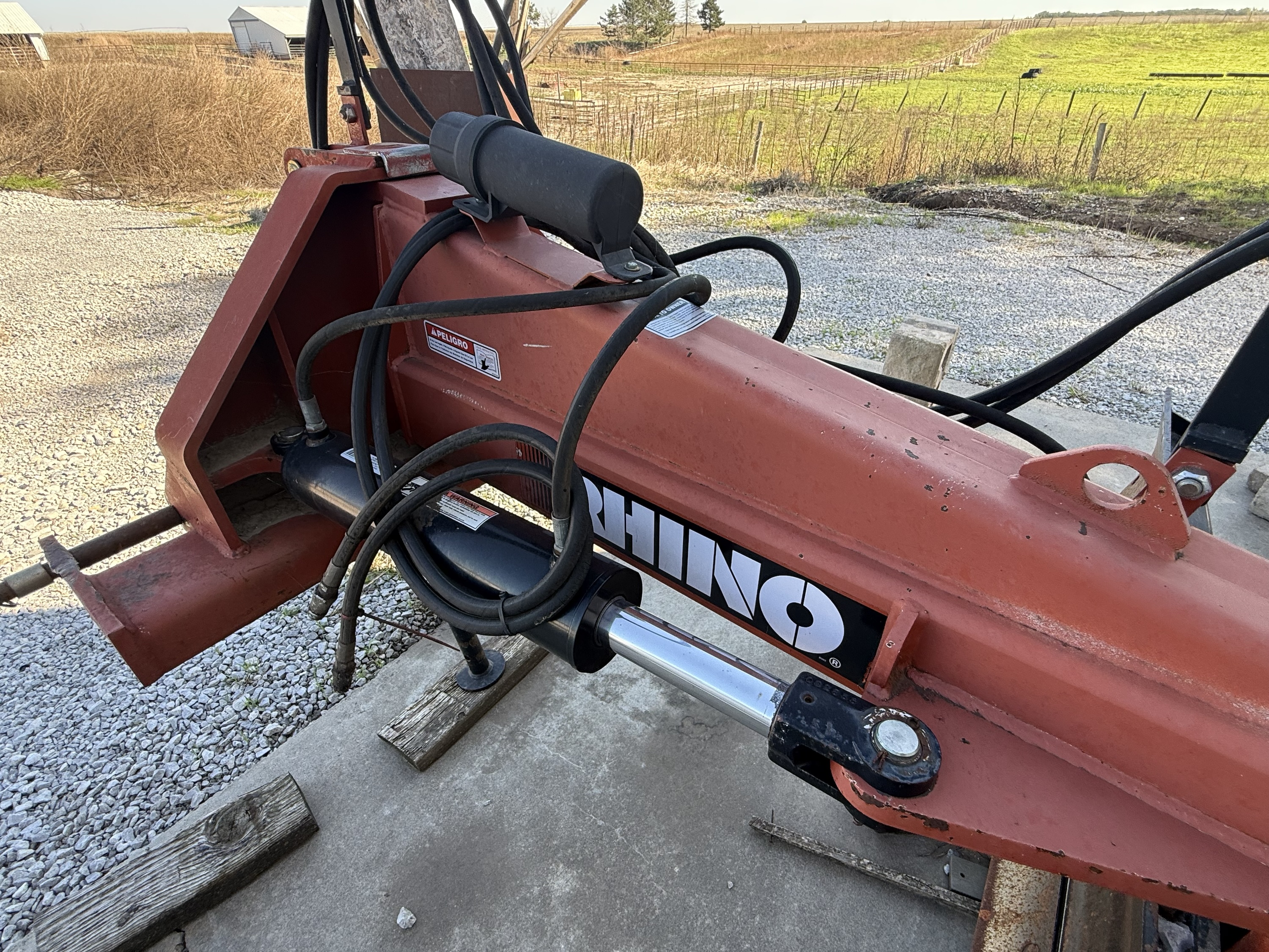 Rhino 1540 10 Ft. Heavy Duty Hydraulic 3 Pt Blade
