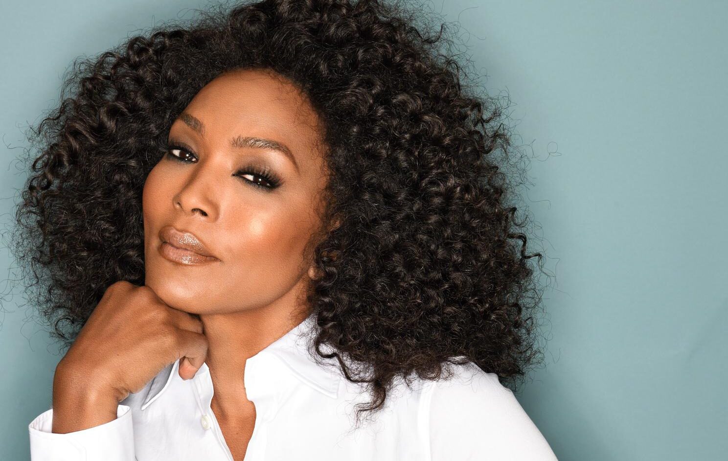 Angela Bassett To Portray The President In Upcoming Political Thriller 'Zero Day'