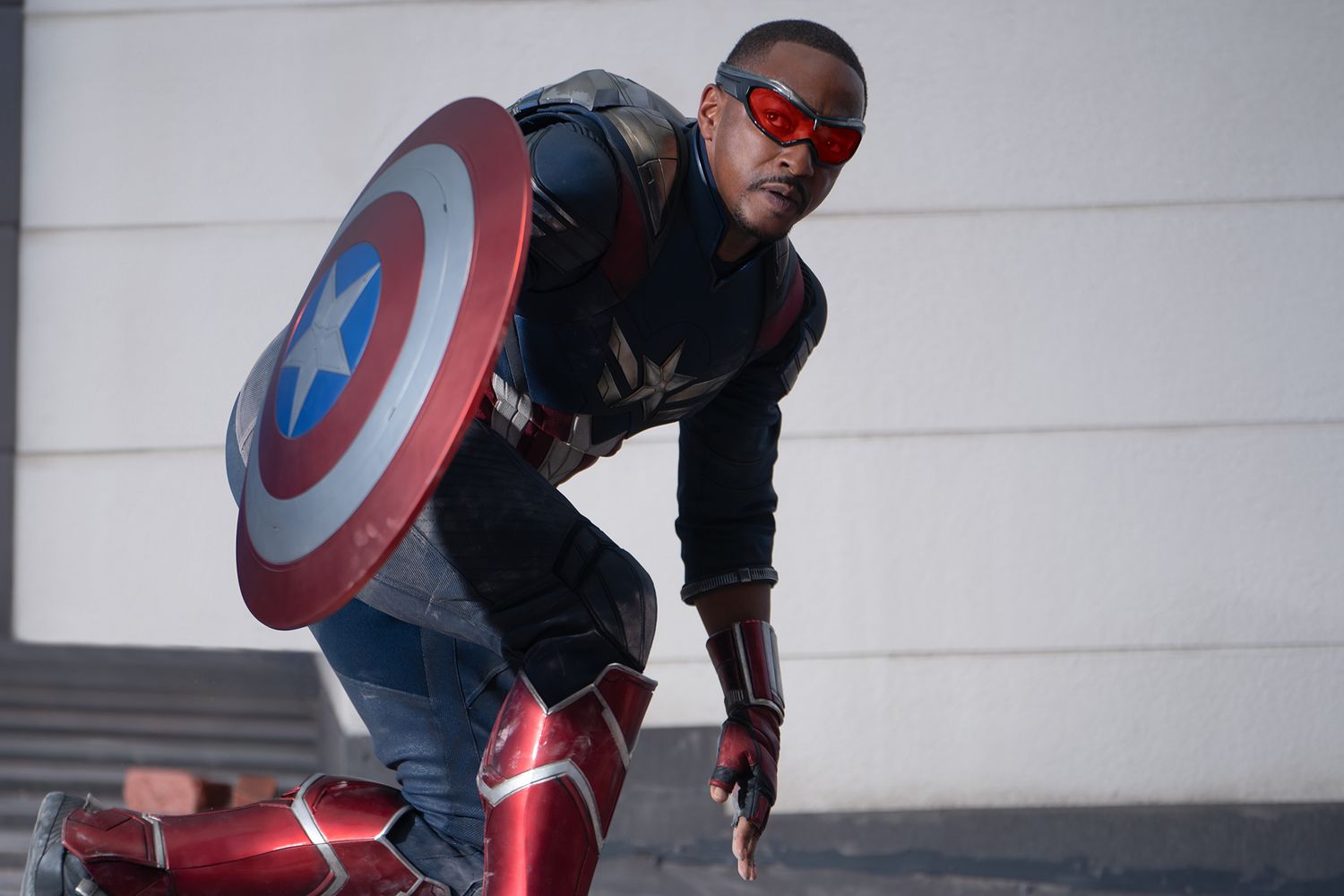 Get a First Look at Anthony Mackie in First Trailer For 'Captain America: Brave New World'