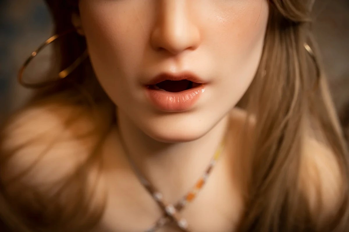 Sex Dolls: How to simulate the full sexual experience