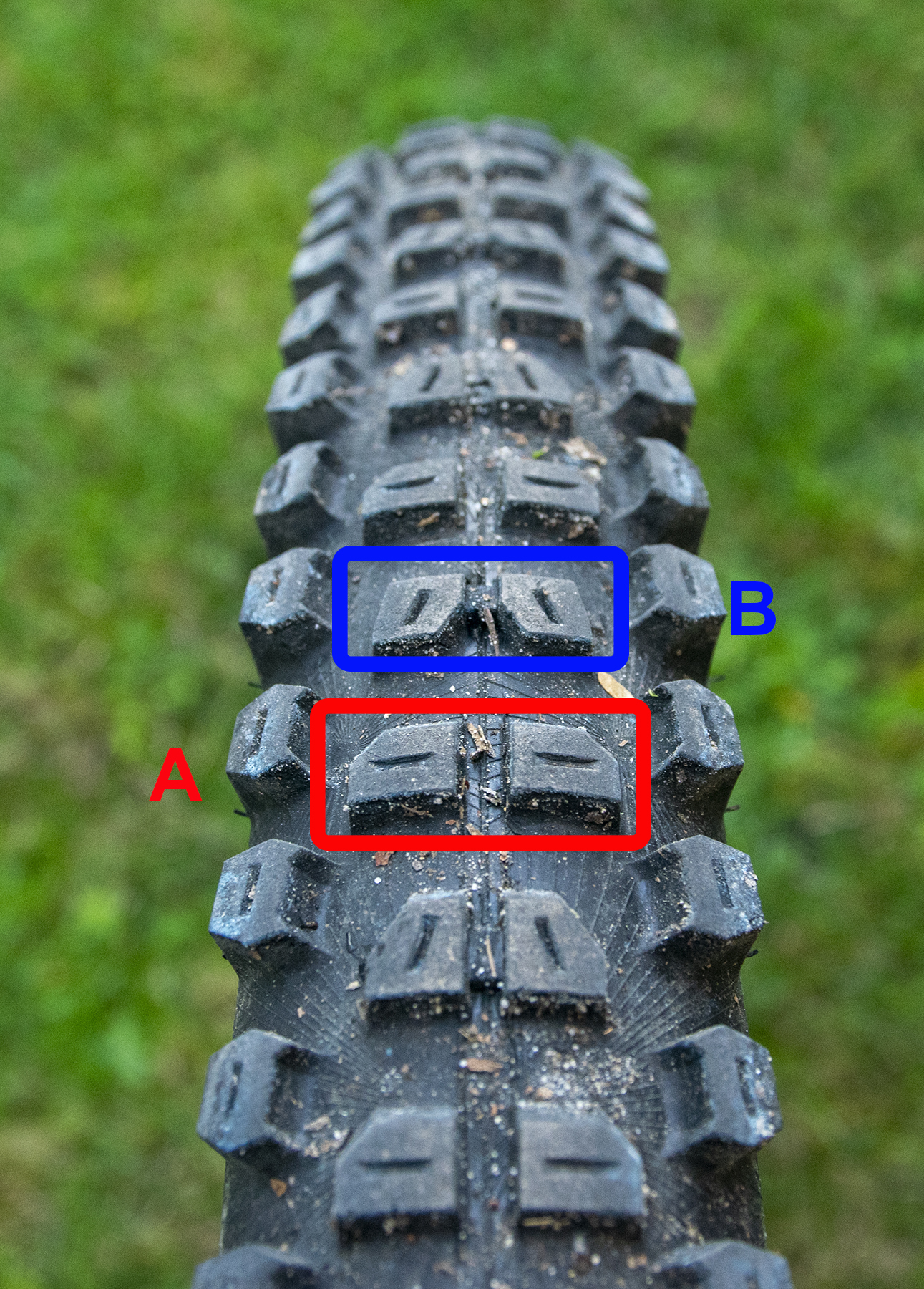 Continental Kryptotal Tires | Blister