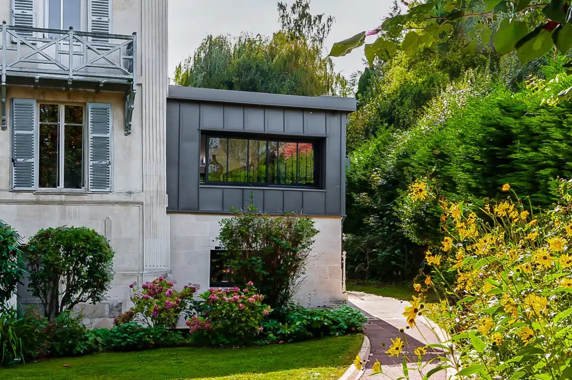 Surélévation ou agrandissement de maison : que choisir ?