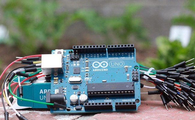 DIY Farm Hacking Takes Off | Arduino Blog