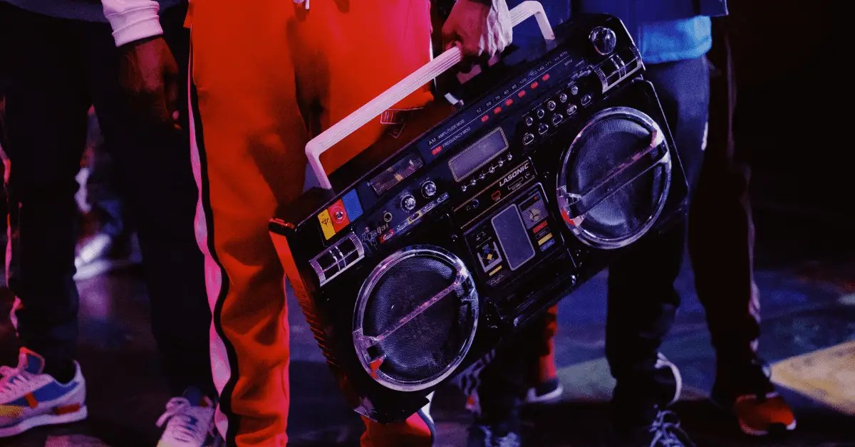 THE FIVE ELEMENTS OF HIP HOP