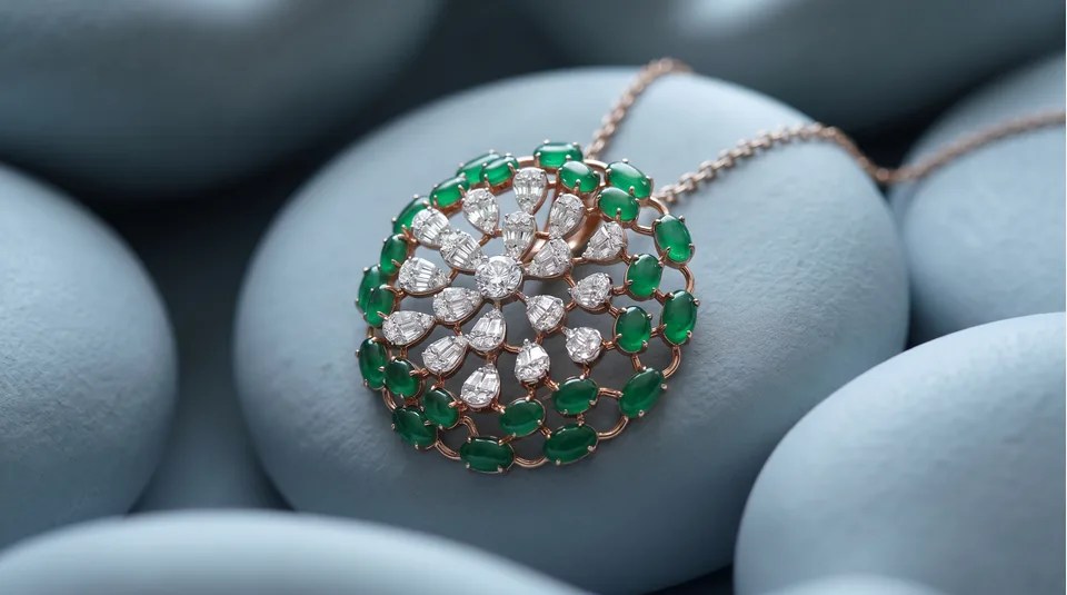 Amma Quotes 2026 gift idea: The Lumeelle Cluster Pendant
