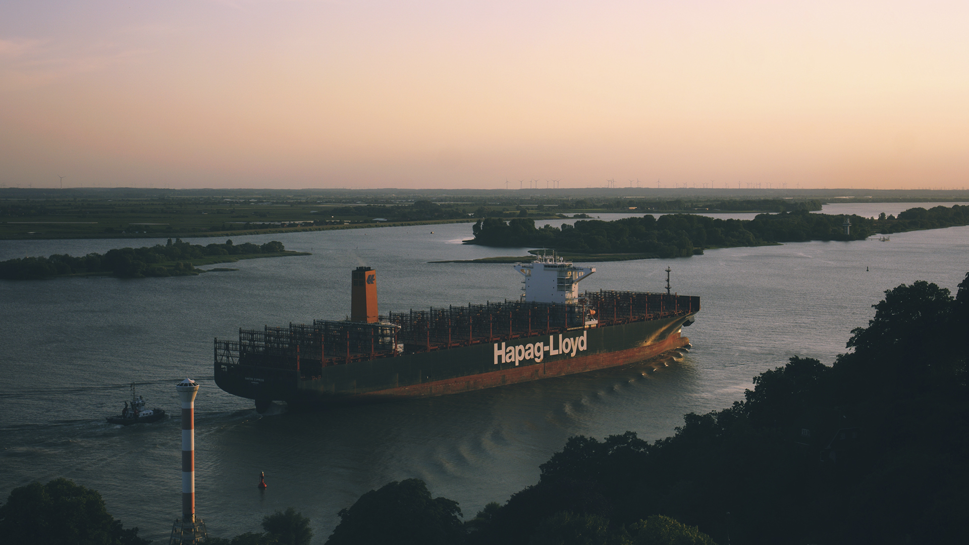 Ways to move a shipping container BOXXPORT