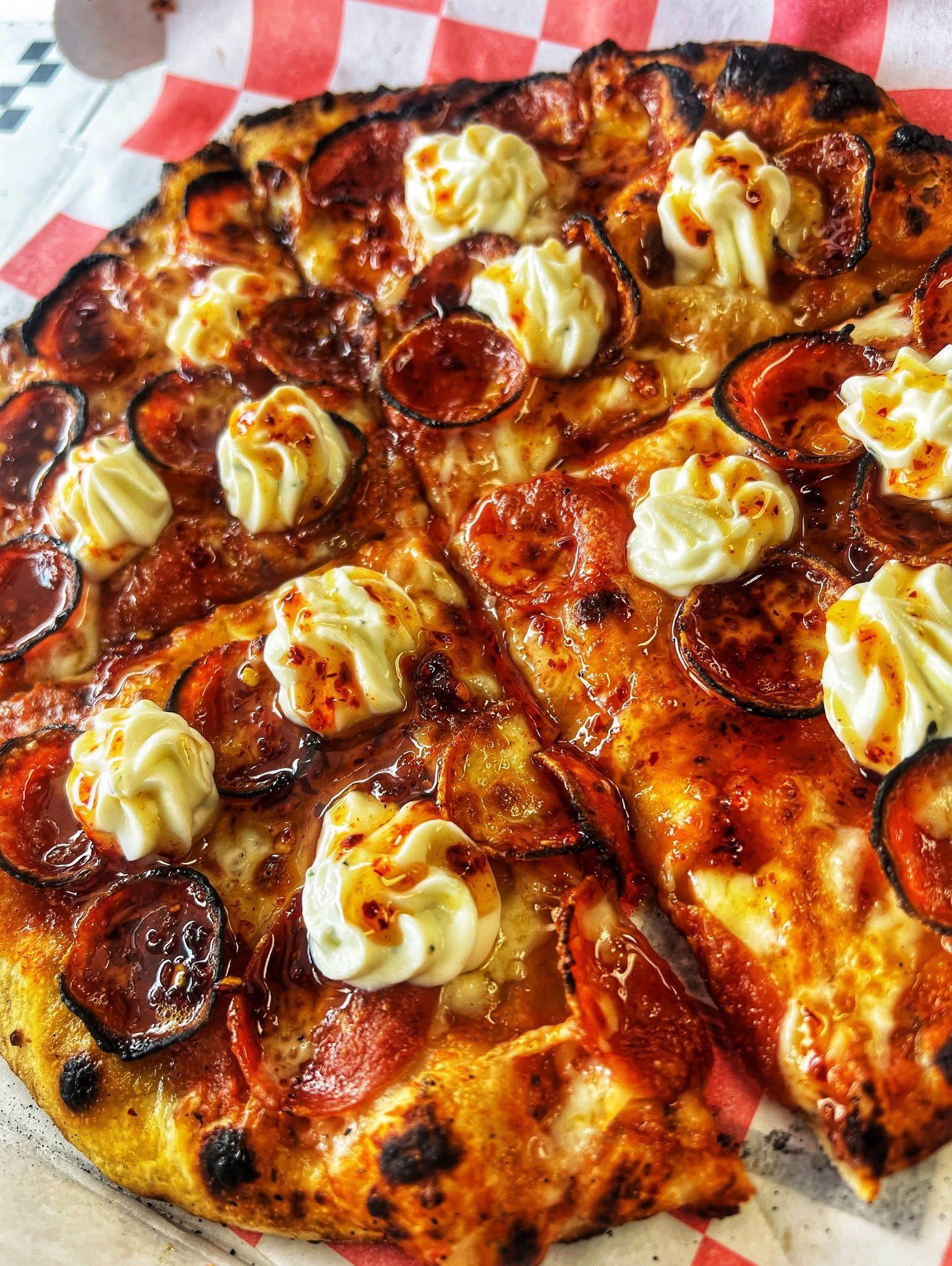 DeadProof Pizza Co.: “Live Free & Pie” in New Hampshire's Queen