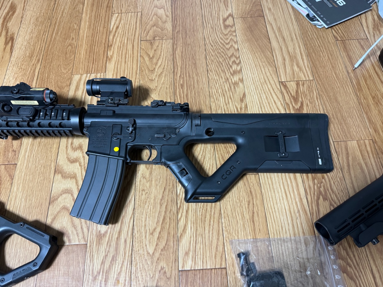 ICS HERA ARMS CQR ストック＆パイプ フォアグリップ セット｜ミリタリー
