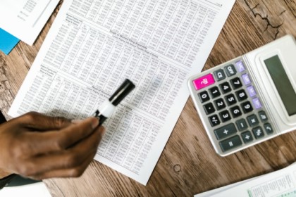 What is manual payroll process explanation for businesses