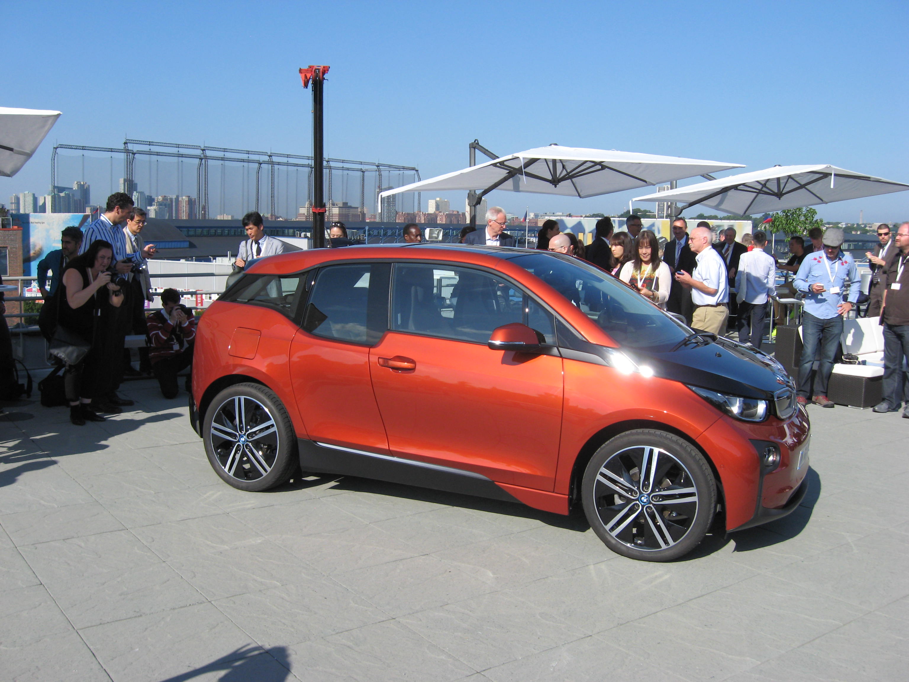 Bmw goes all electric: meet the i3