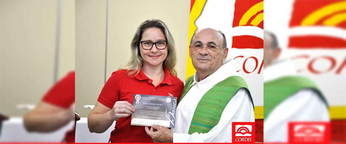 CORDIS premia colaboradores por tempo de dedicação