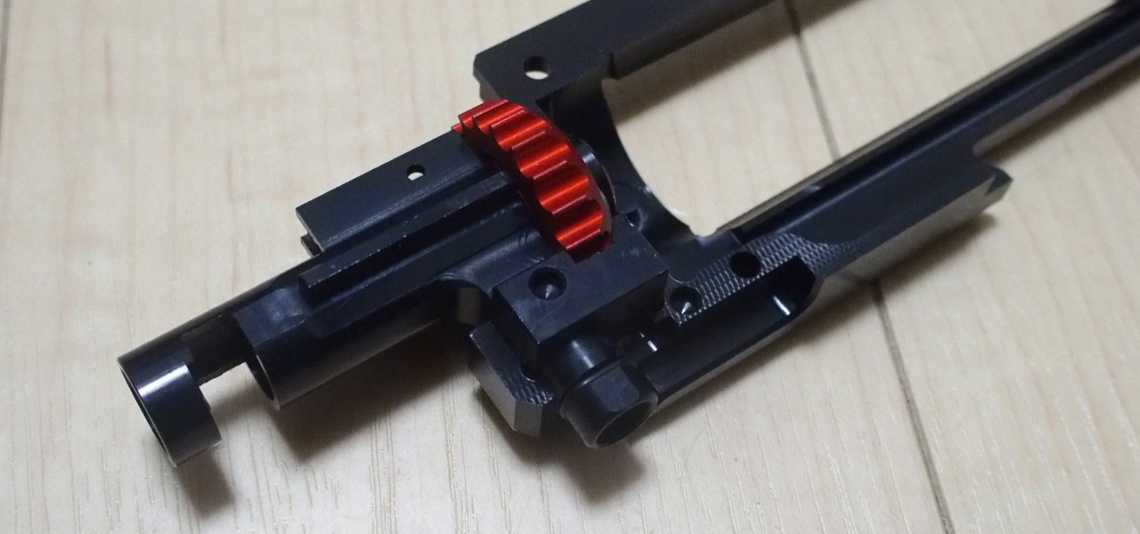 RETRO ARMSの分割式メカボックス、CNC Split gearbox Ver.2を購入