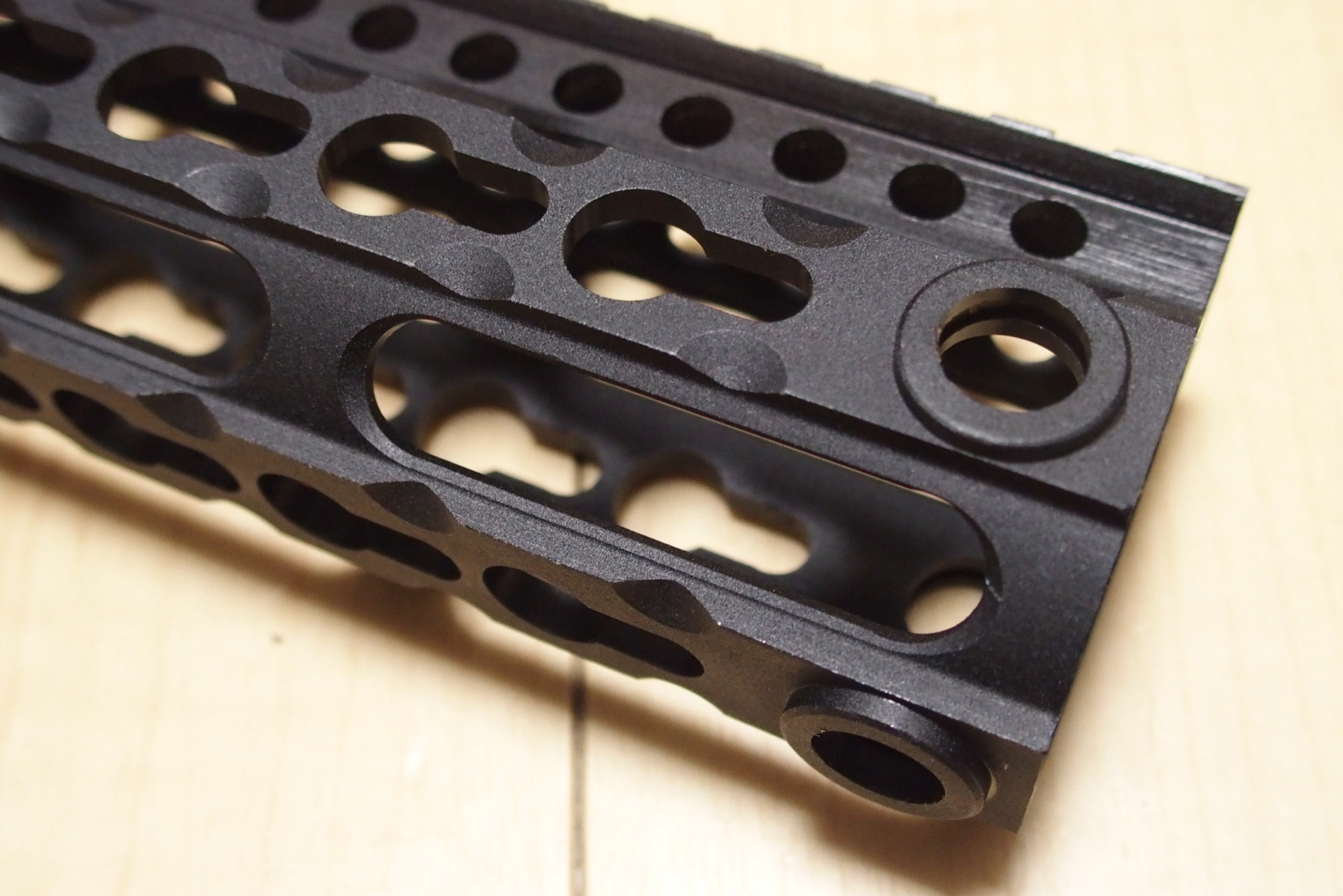 Keymod ハンドガードセット (10インチ) OCTAARMS 10インチ キーモッド システム ハンドガードセット